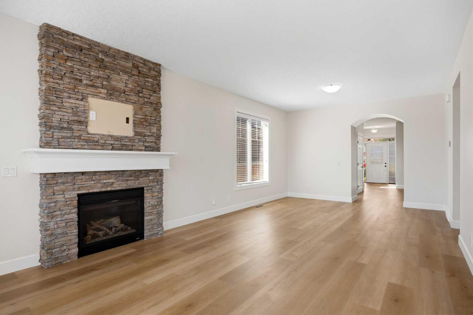 596 Windbrook Heights 