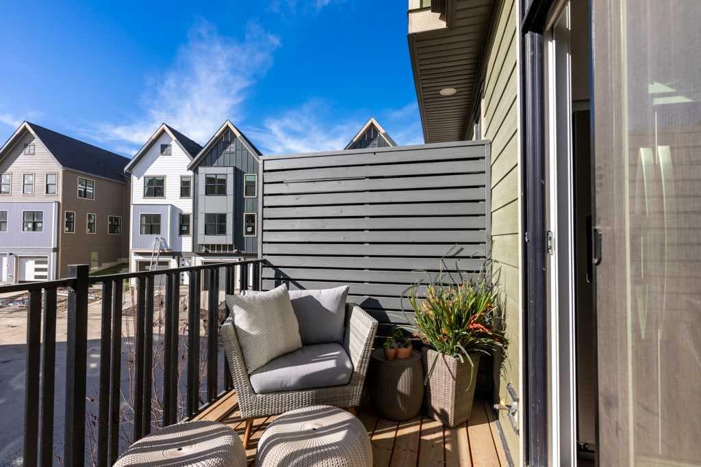 702, 437 Alpine Avenue SW