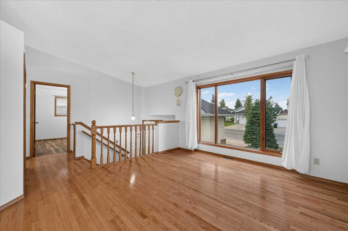 273 Sandarac Drive NW