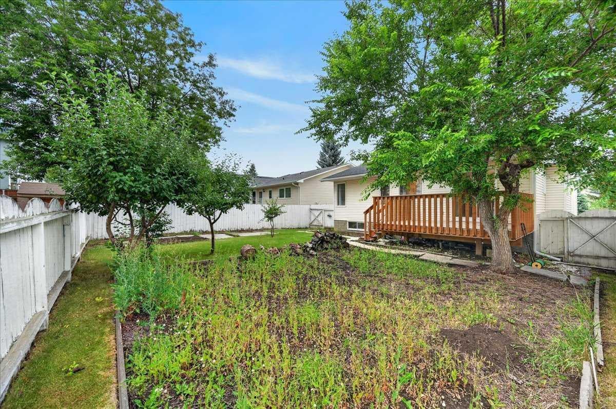 273 Sandarac Drive NW