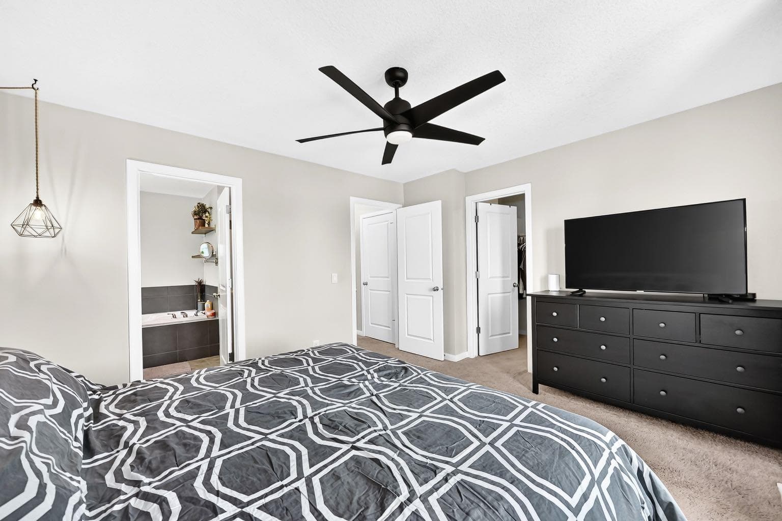 148 Copperpond Parade 