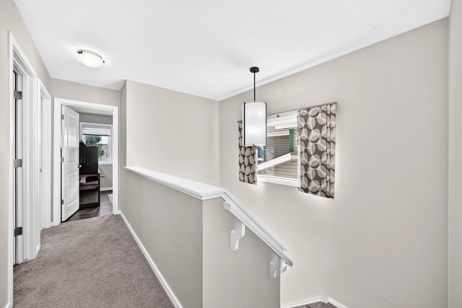 148 Copperpond Parade 