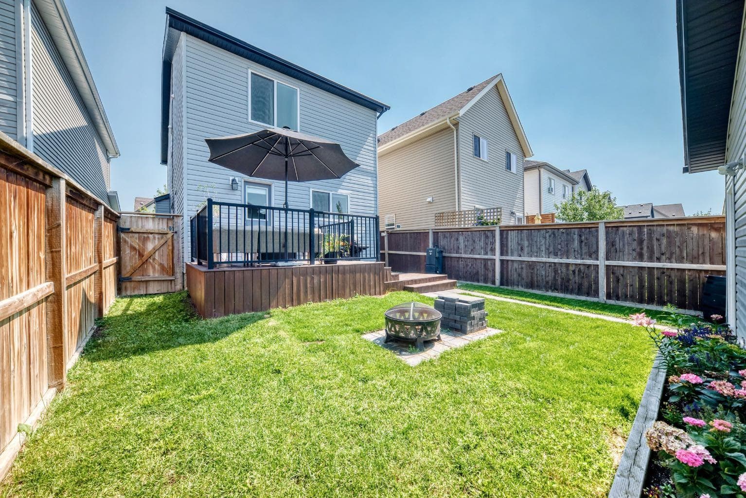 148 Copperpond Parade 