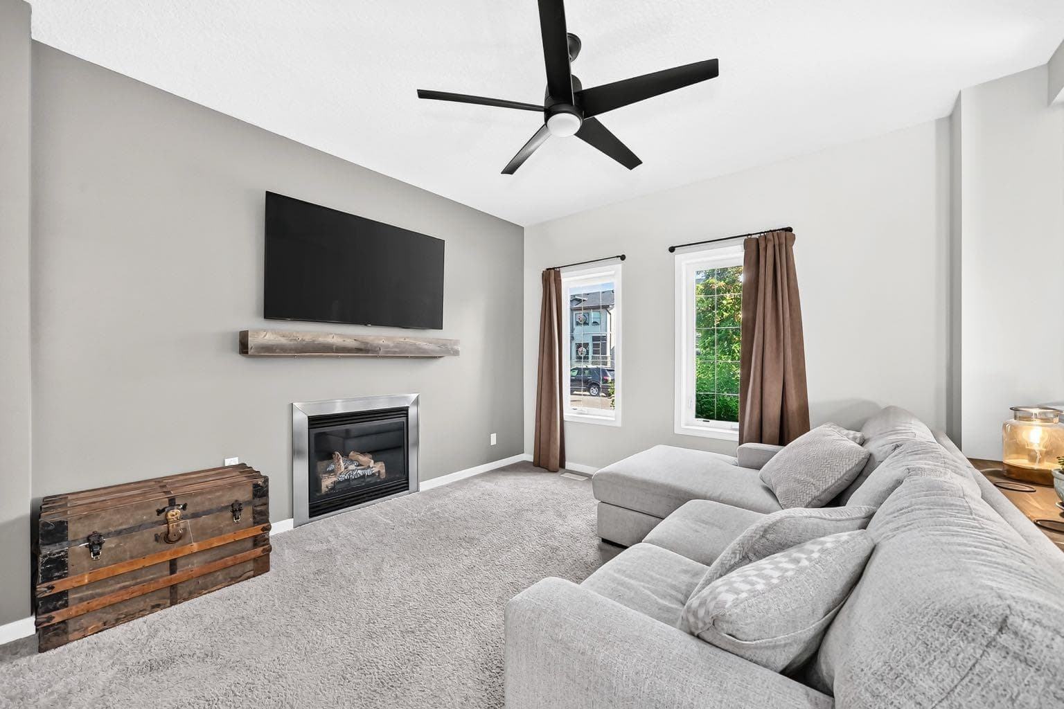 148 Copperpond Parade 