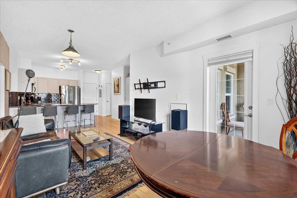 3404, 11811 lake fraser Drive SE