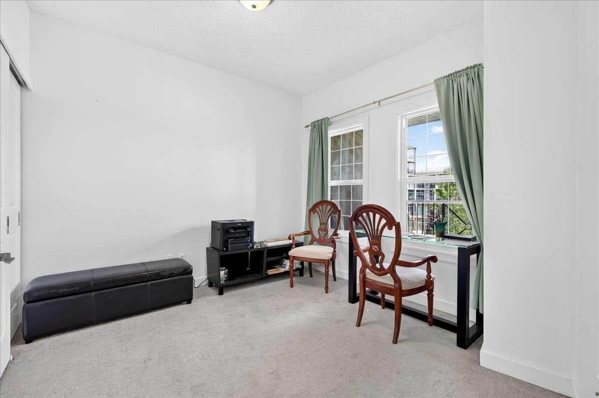 3404, 11811 lake fraser Drive SE