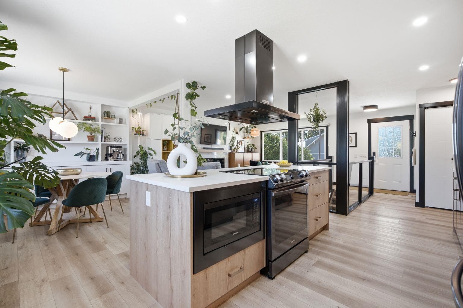 180 Huntford Road NE