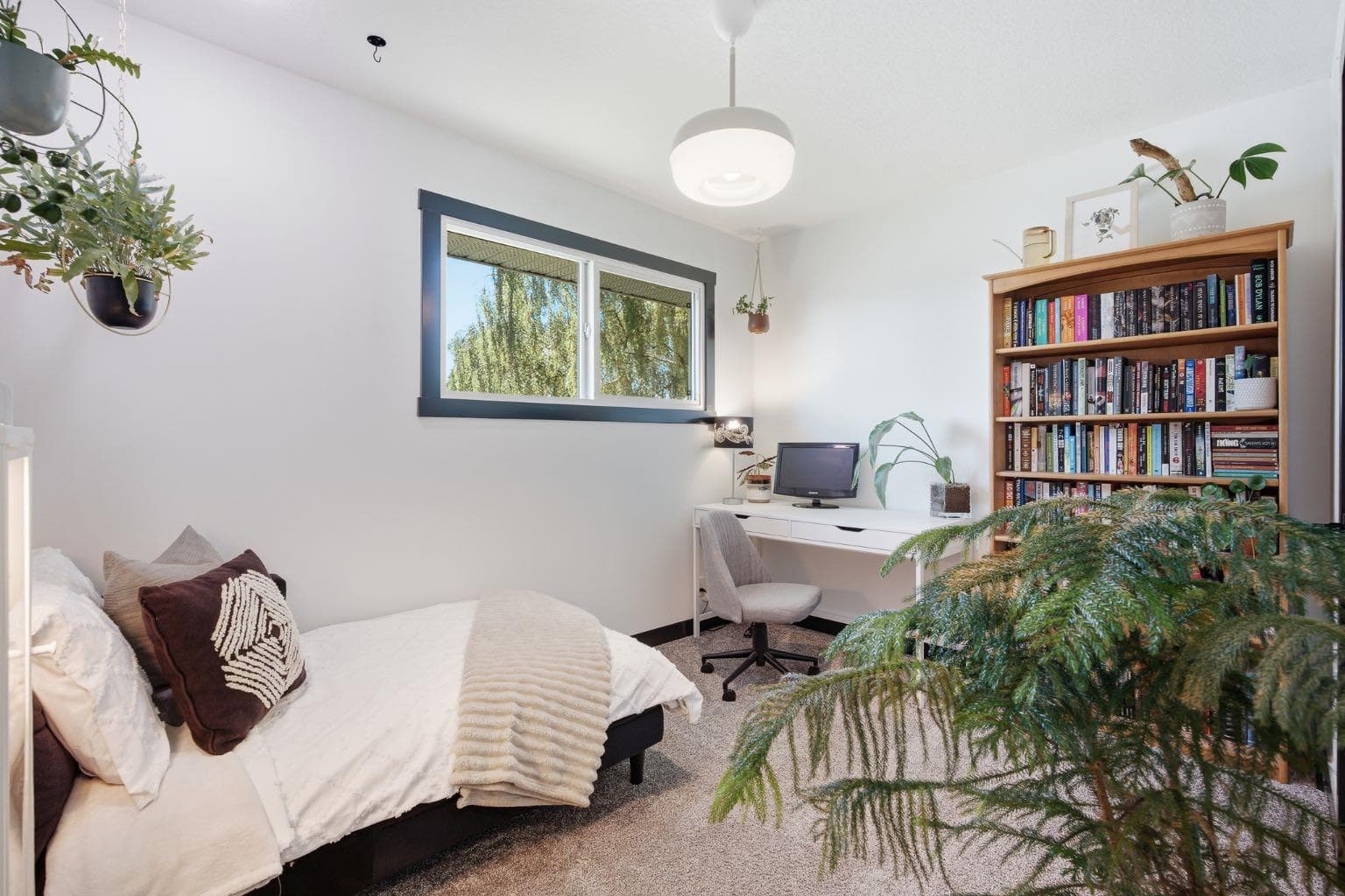 180 Huntford Road NE