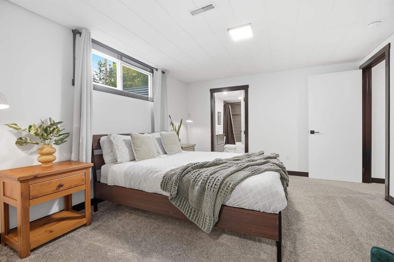 180 Huntford Road NE
