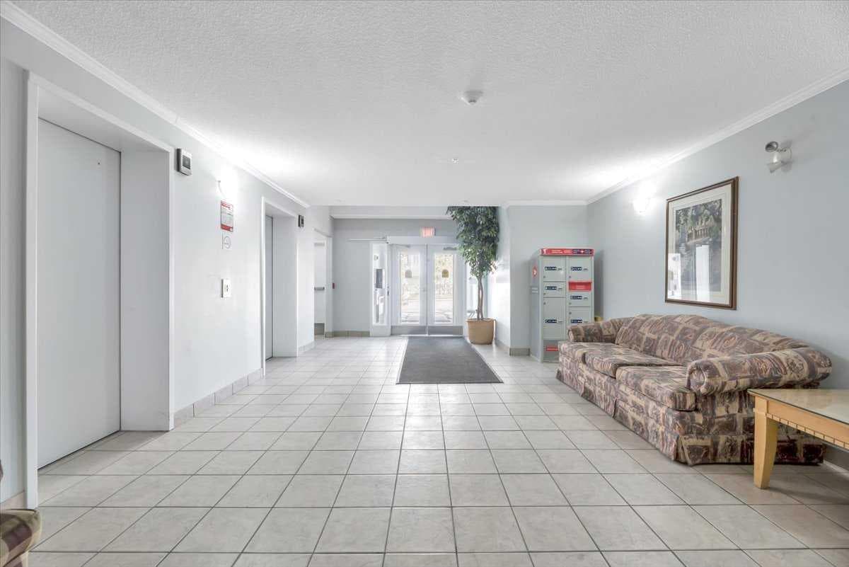 1309, 950 Arbour Lake Road NW