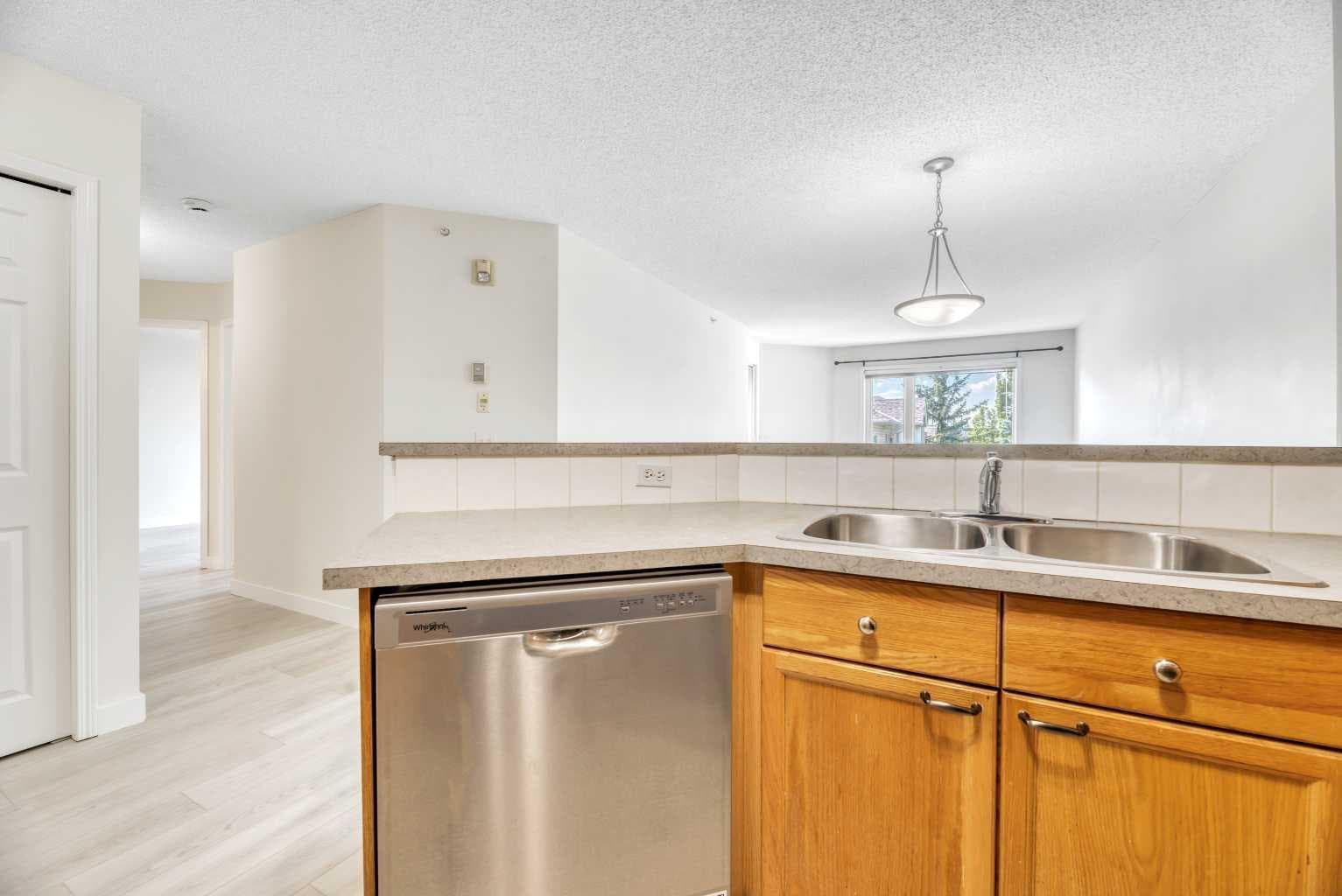 1309, 950 Arbour Lake Road NW