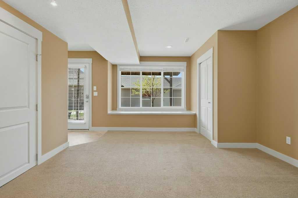 320 Rainbow Falls Drive 