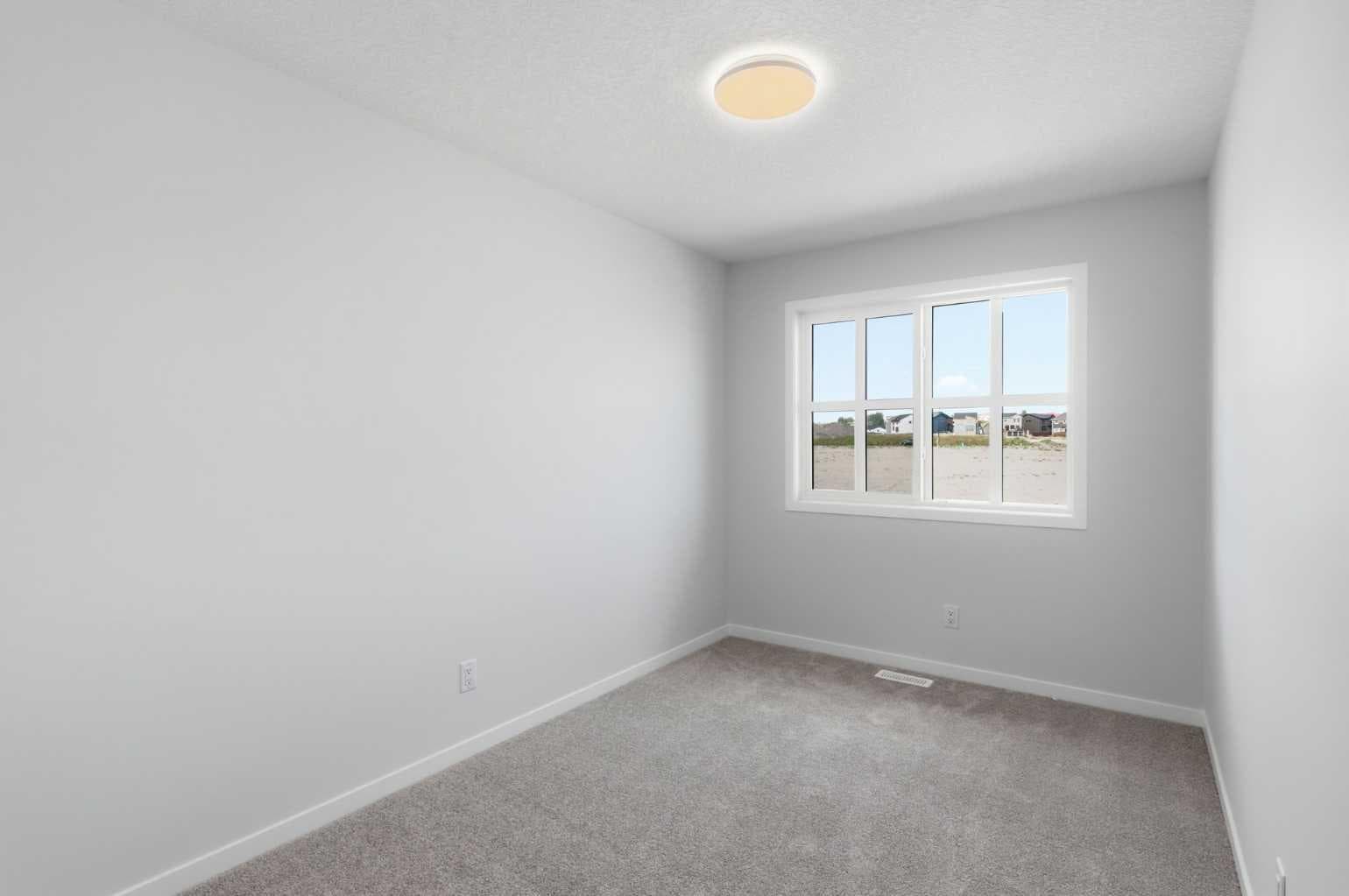 131 Royston Way NW