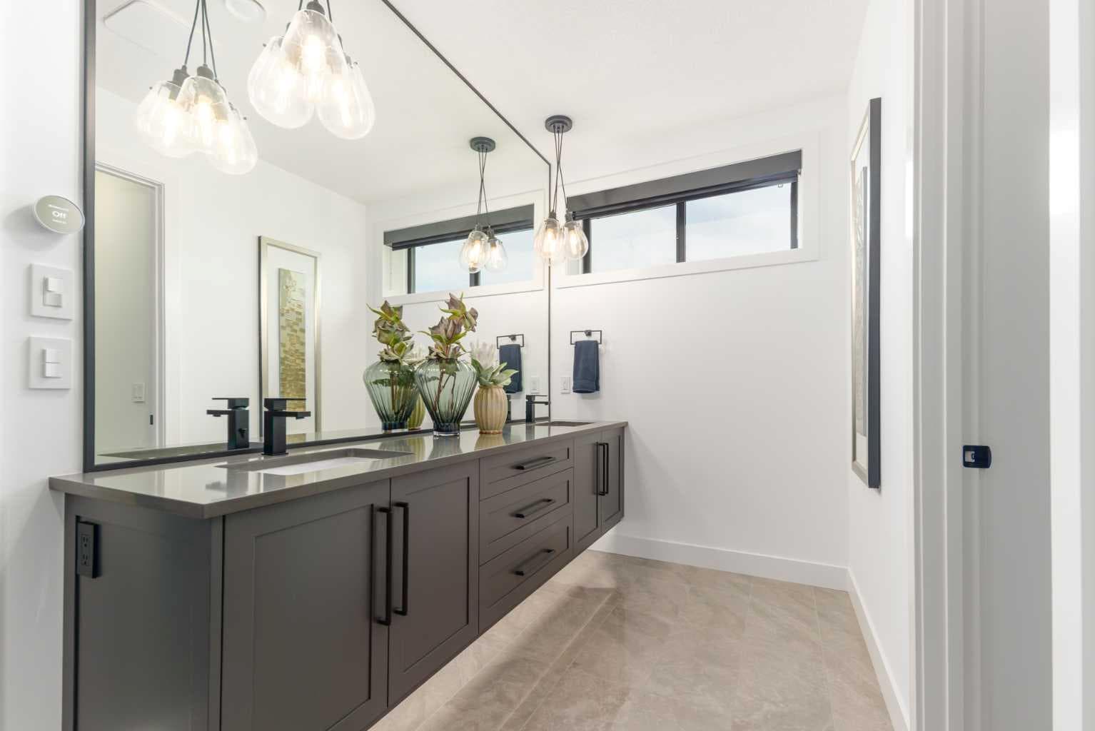 61 Silverhorn Boulevard 