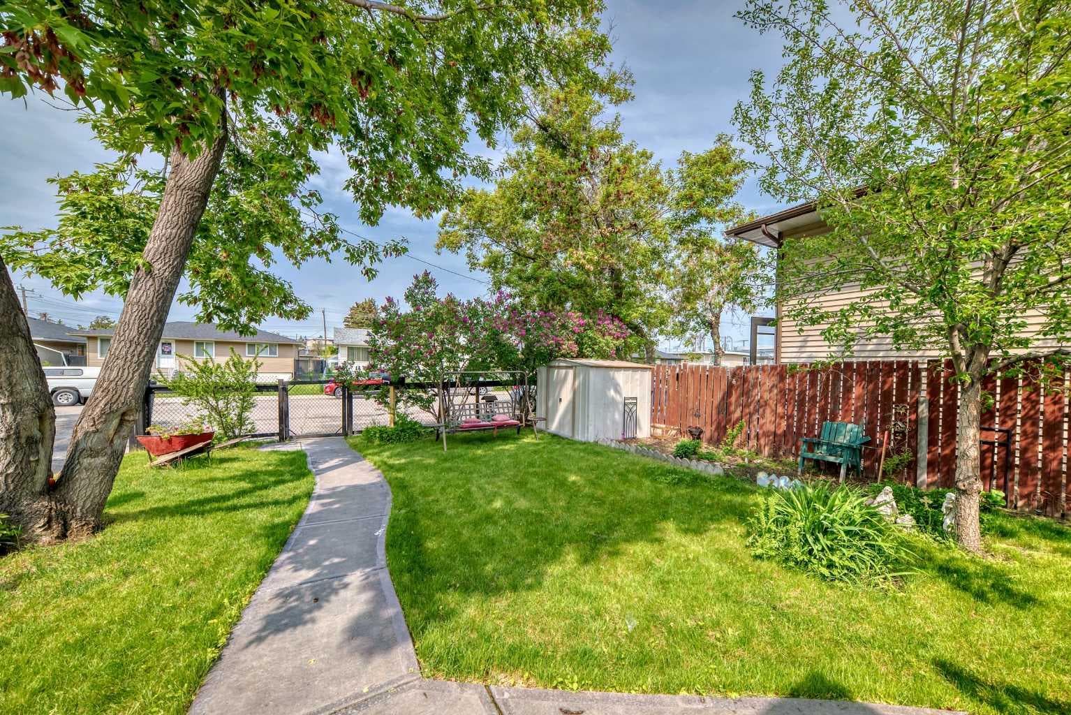1834 42 Street SE