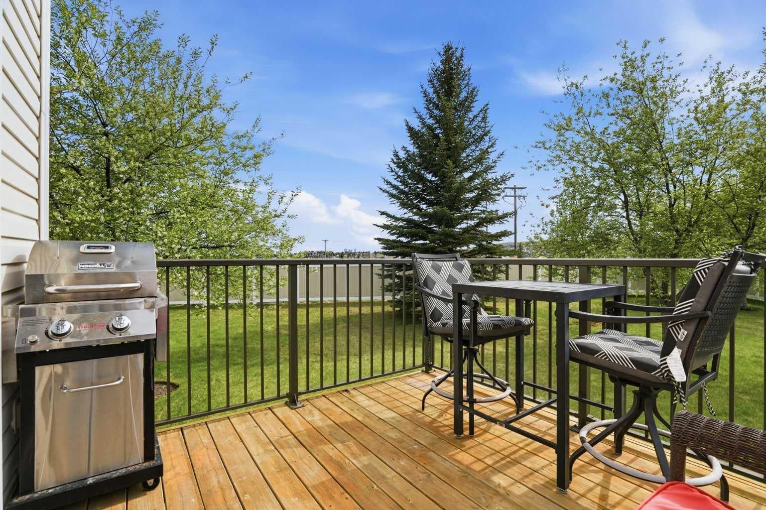 62 Country Hills Cove NW