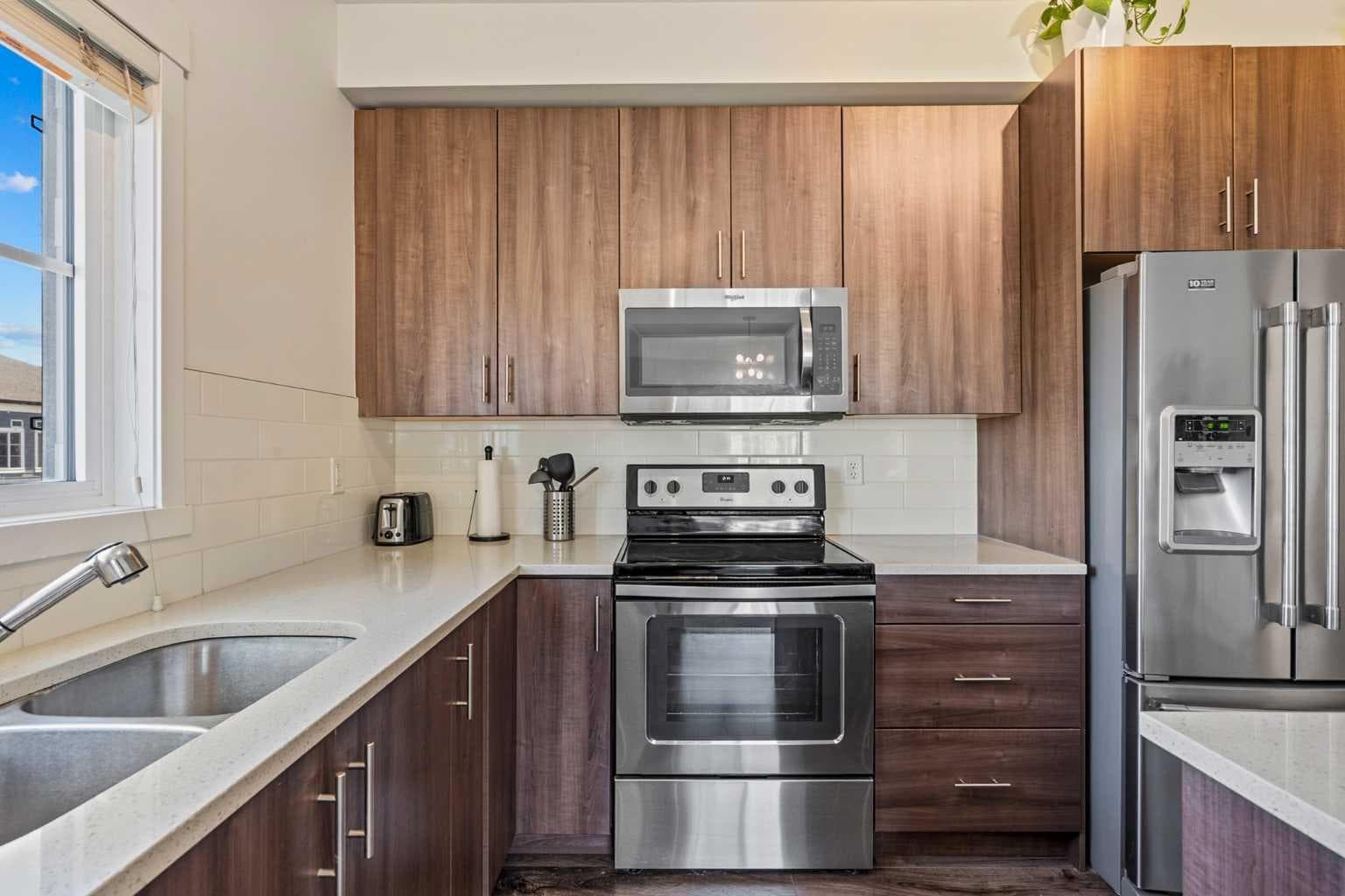 3417, 215 Legacy Boulevard SE