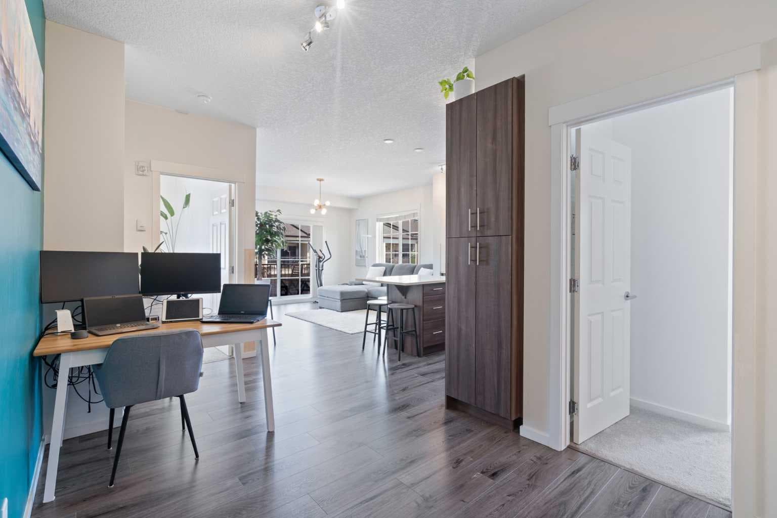 3417, 215 Legacy Boulevard SE