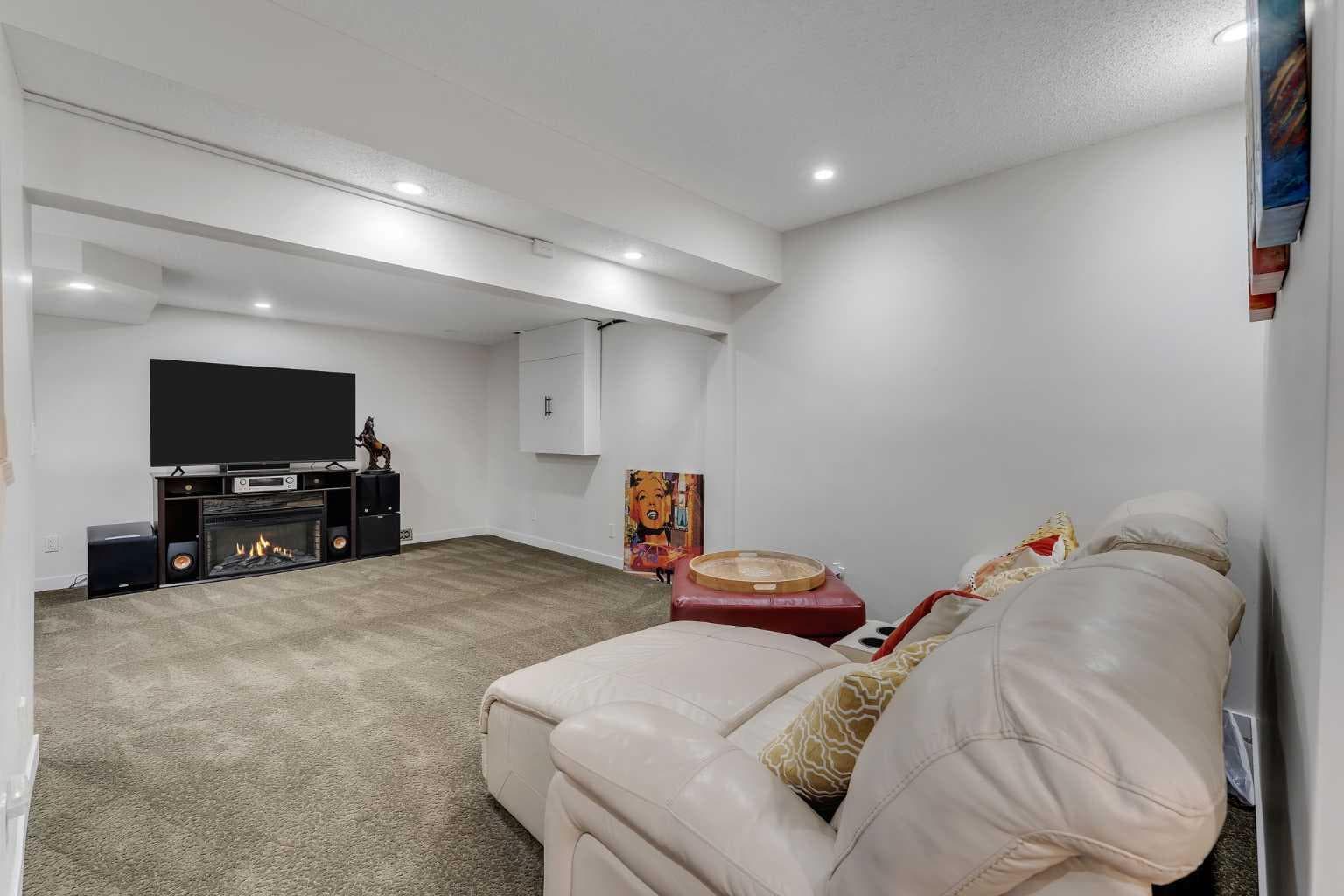 280140 Township Road 241A  