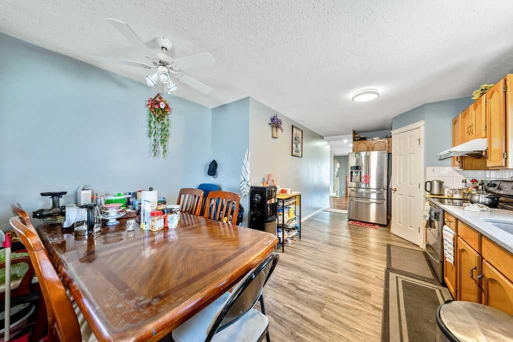 318 Applewood Drive SE