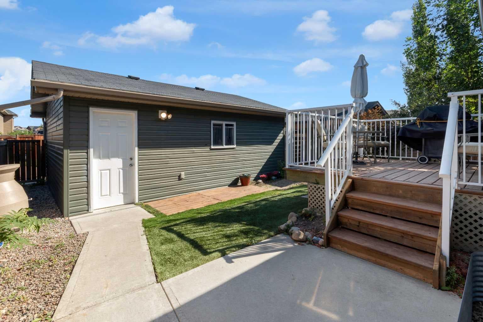 44 Ravenslea Crescent SE