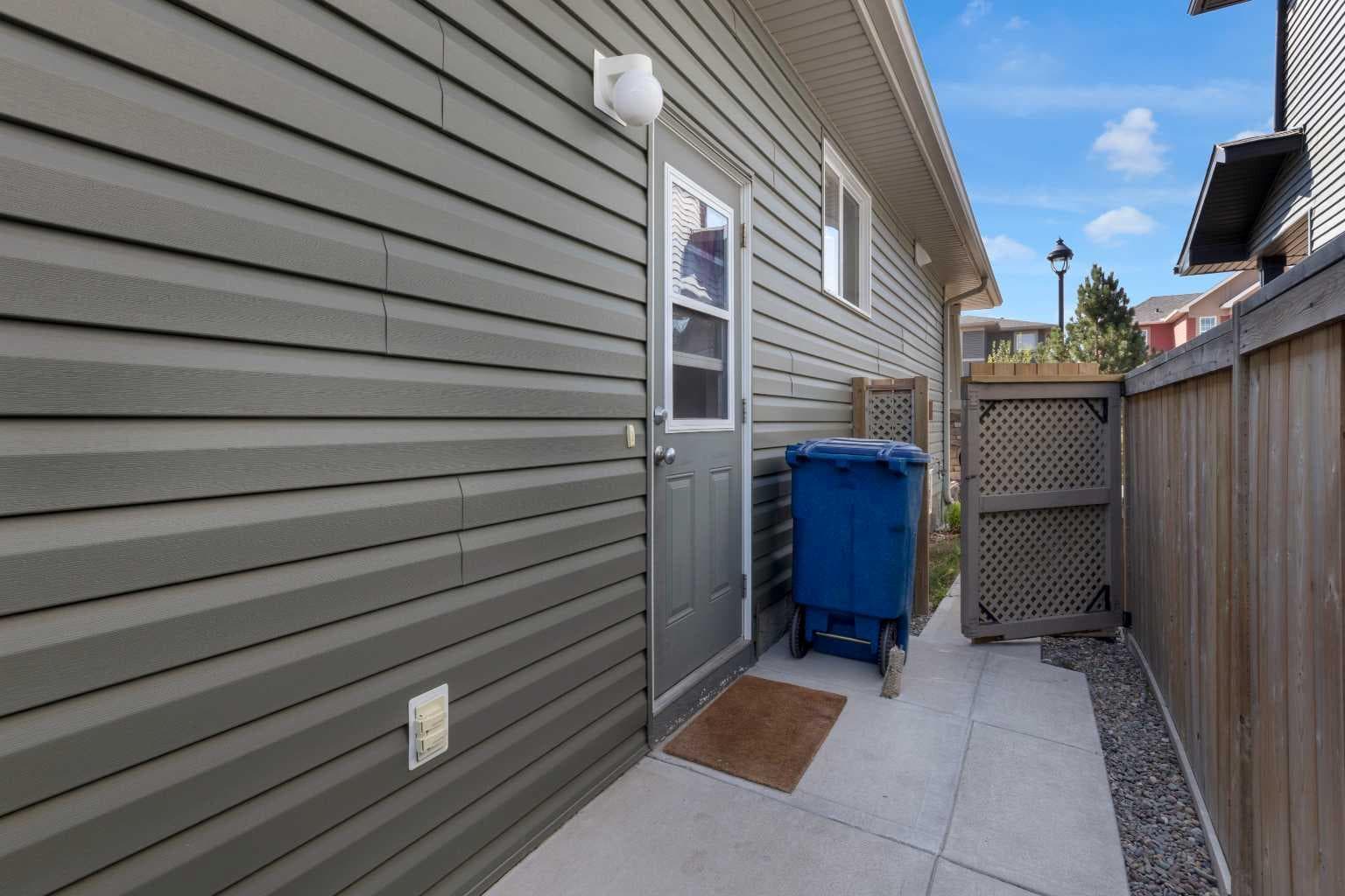 44 Ravenslea Crescent SE
