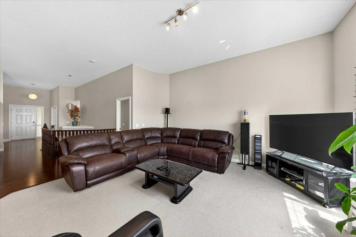 248 Rainbow Falls Way 