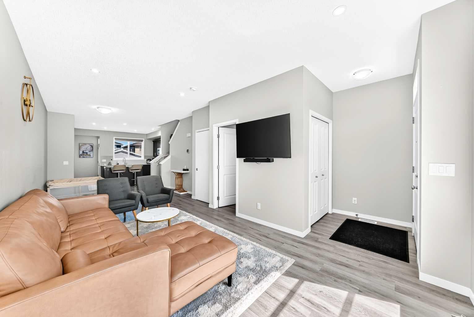224 CORNER MEADOWS Way 
