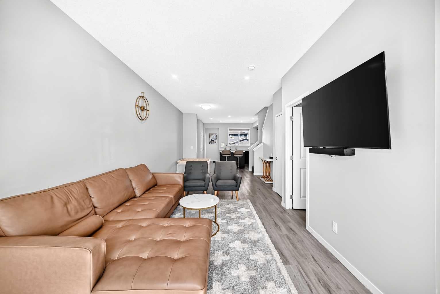 224 CORNER MEADOWS Way 