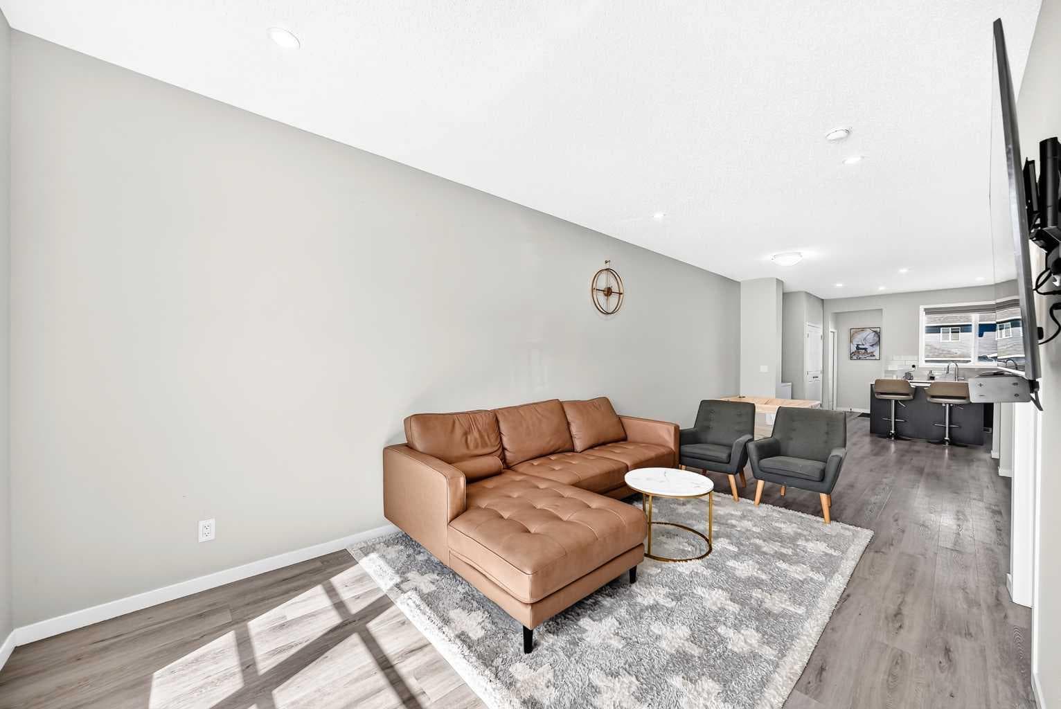 224 CORNER MEADOWS Way 