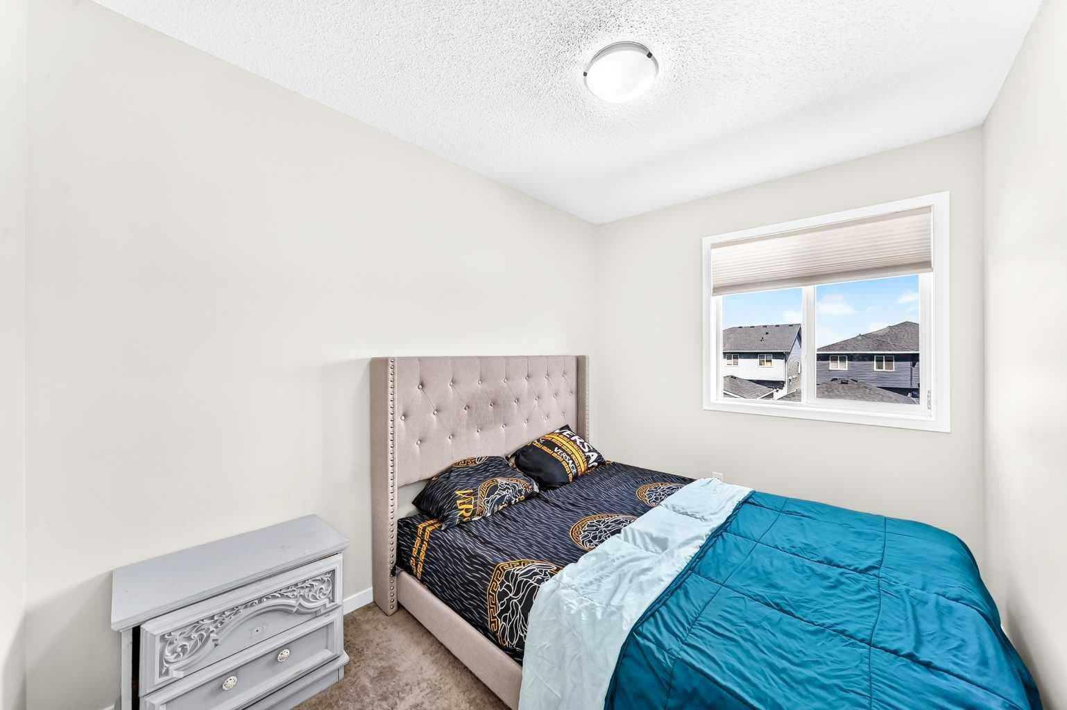 224 CORNER MEADOWS Way 