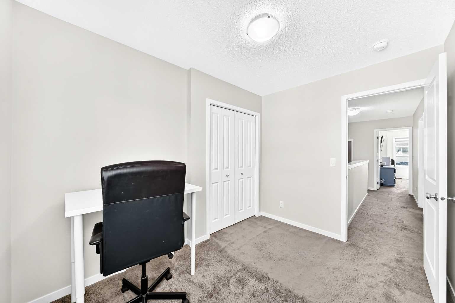224 CORNER MEADOWS Way 
