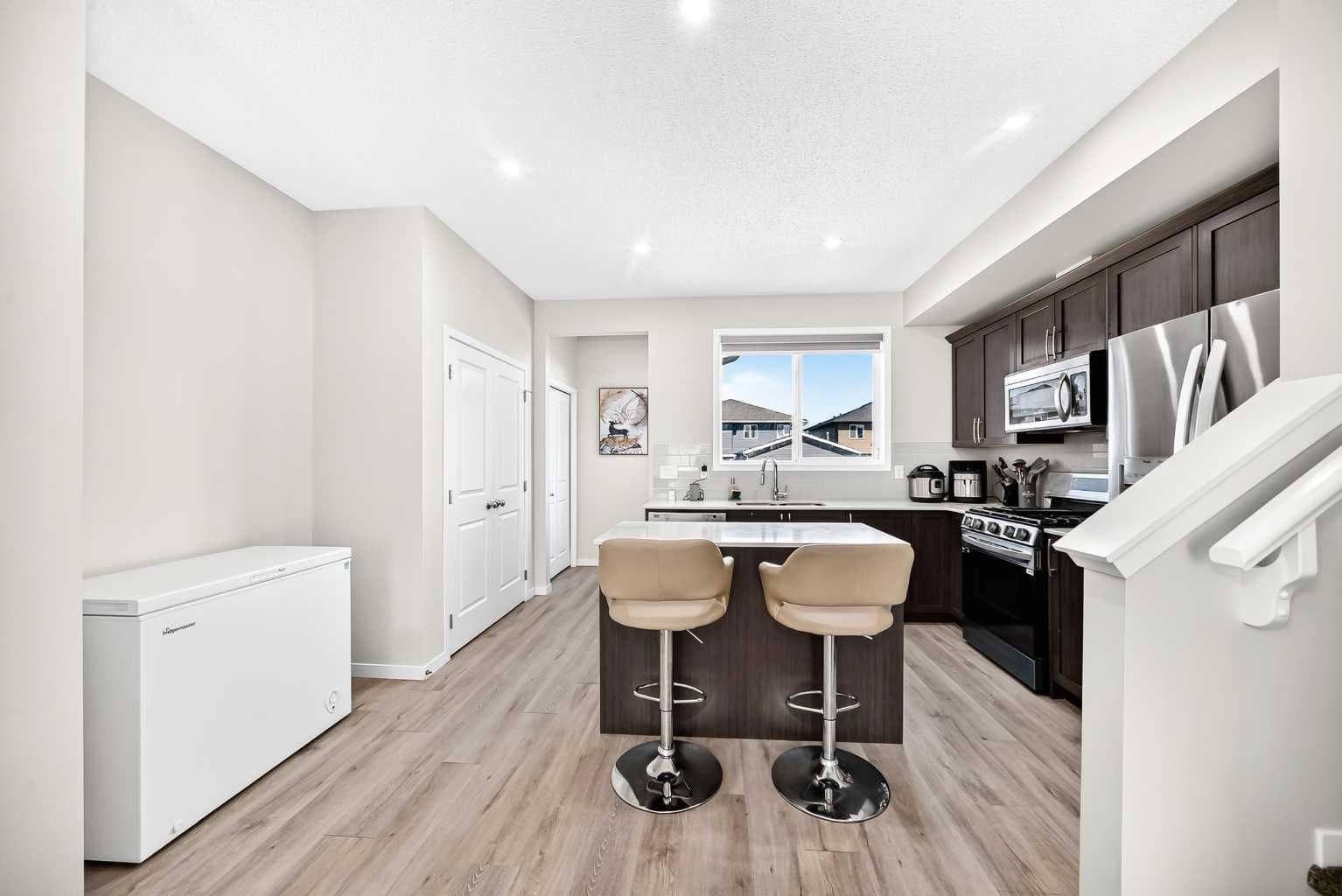 224 CORNER MEADOWS Way 