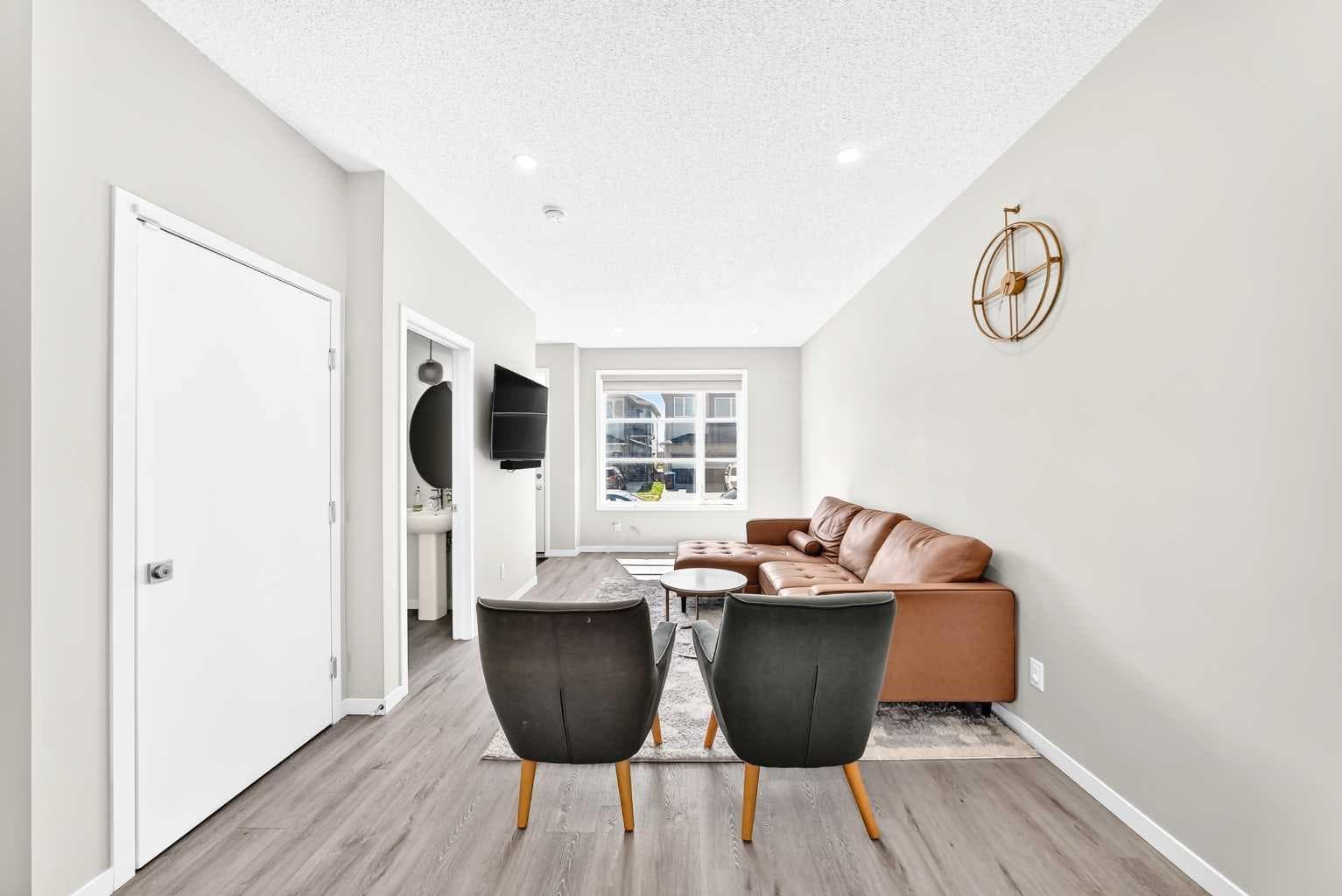 224 CORNER MEADOWS Way 
