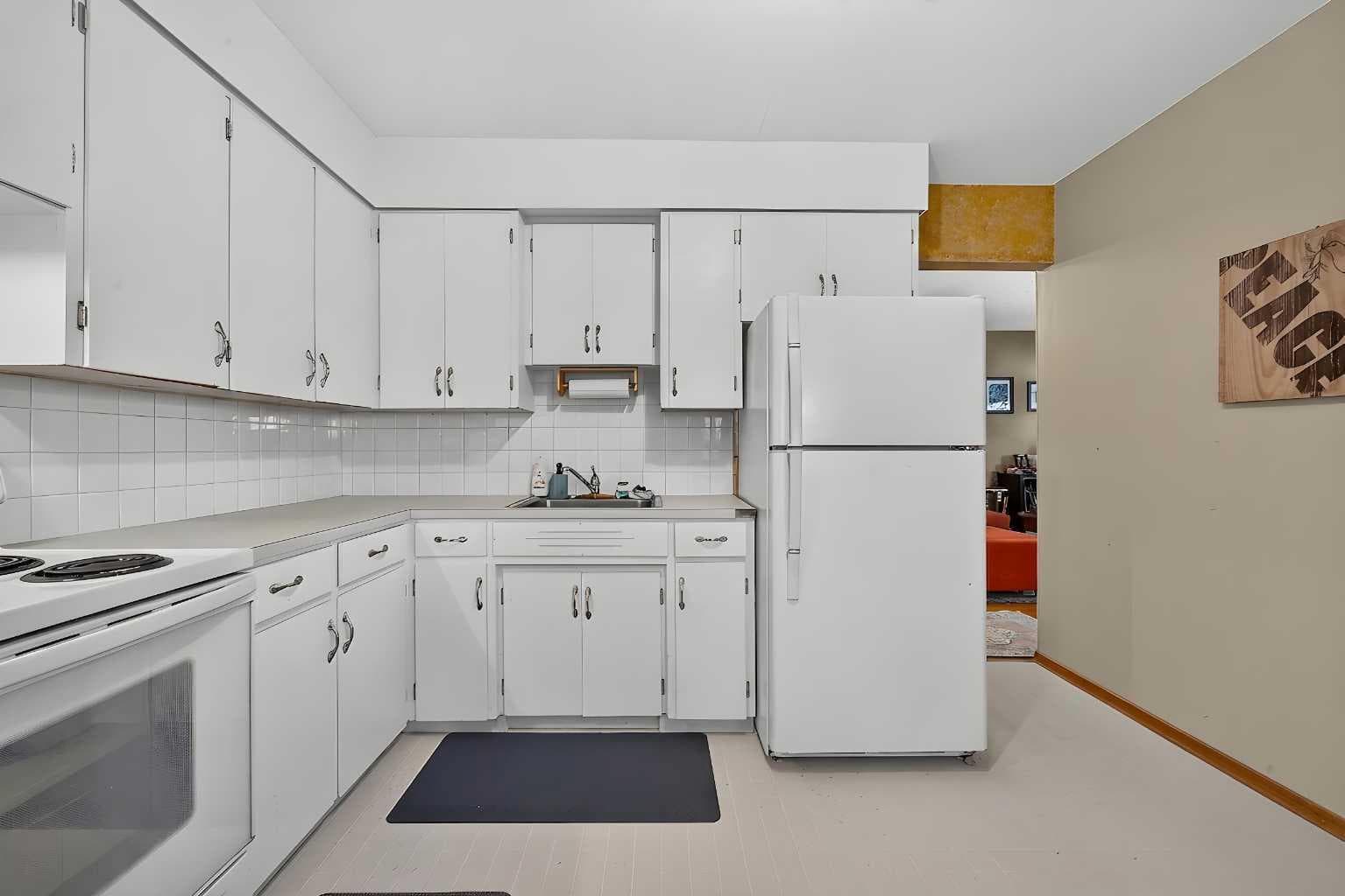 14 Rosetree Crescent NW