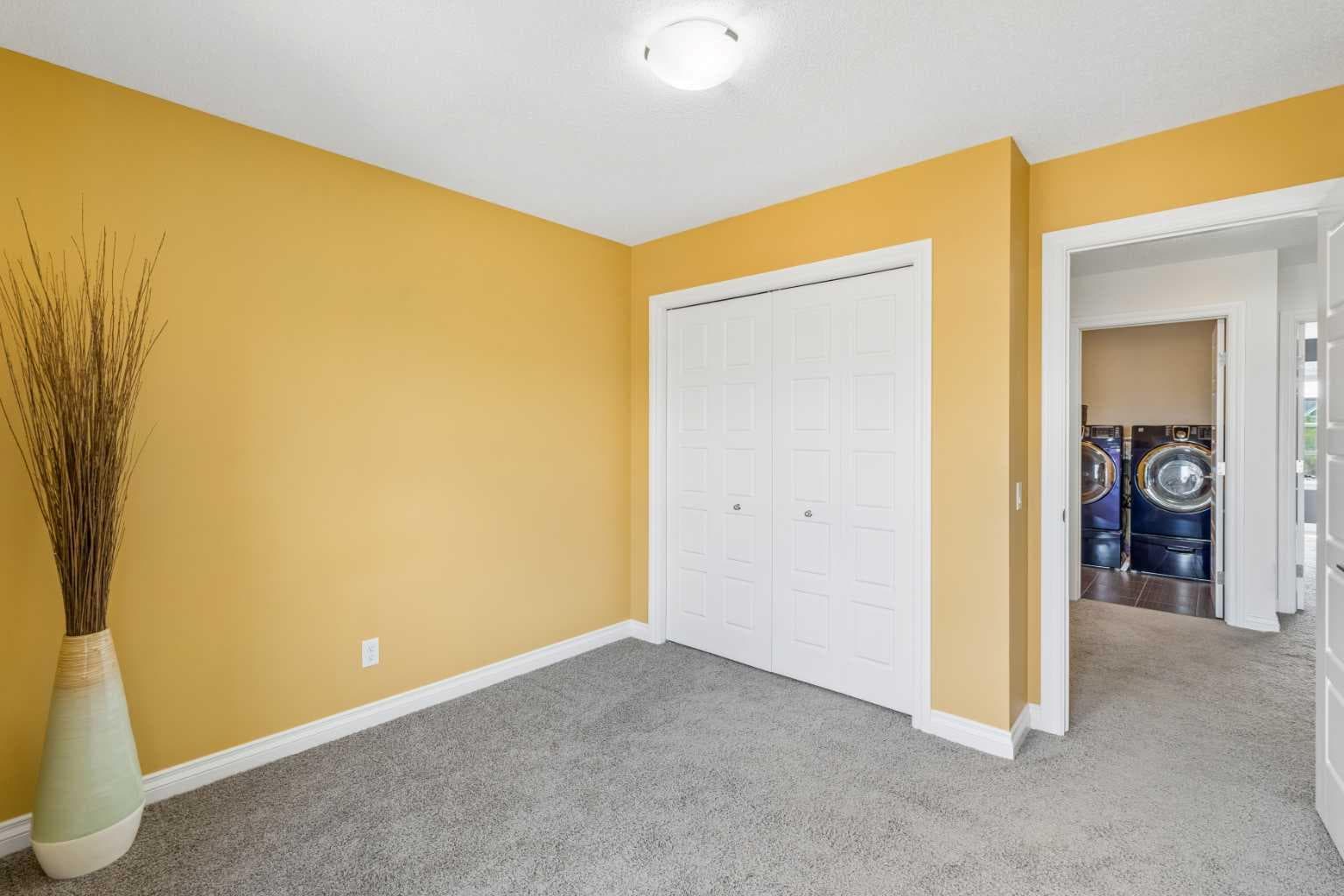 11 Legacy Crescent SE