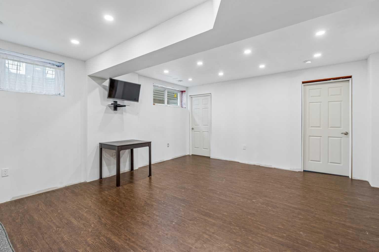 11 Legacy Crescent SE
