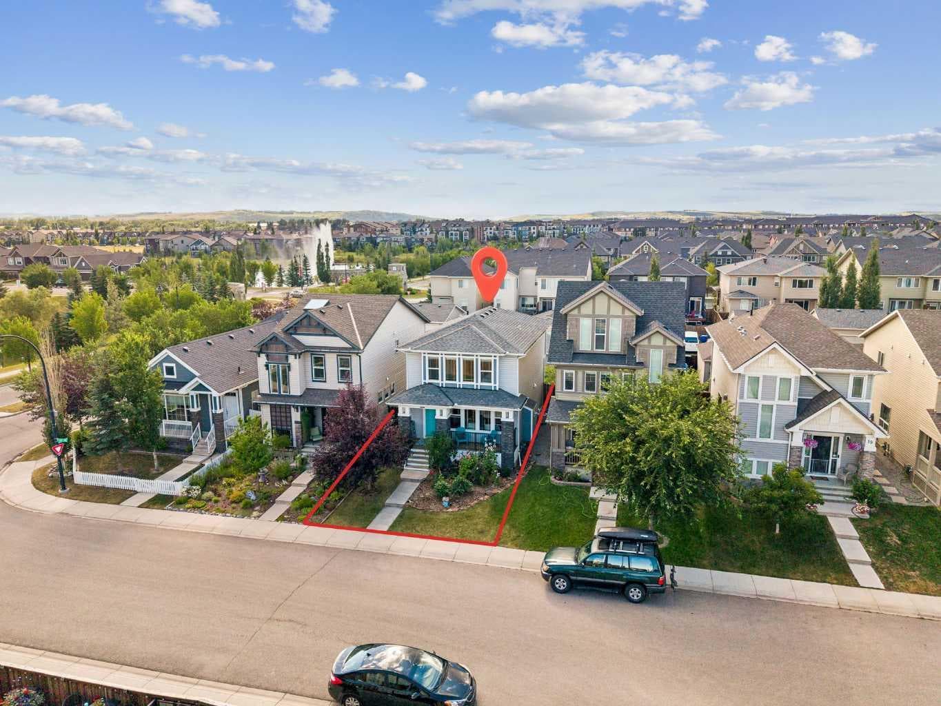 11 Legacy Crescent SE