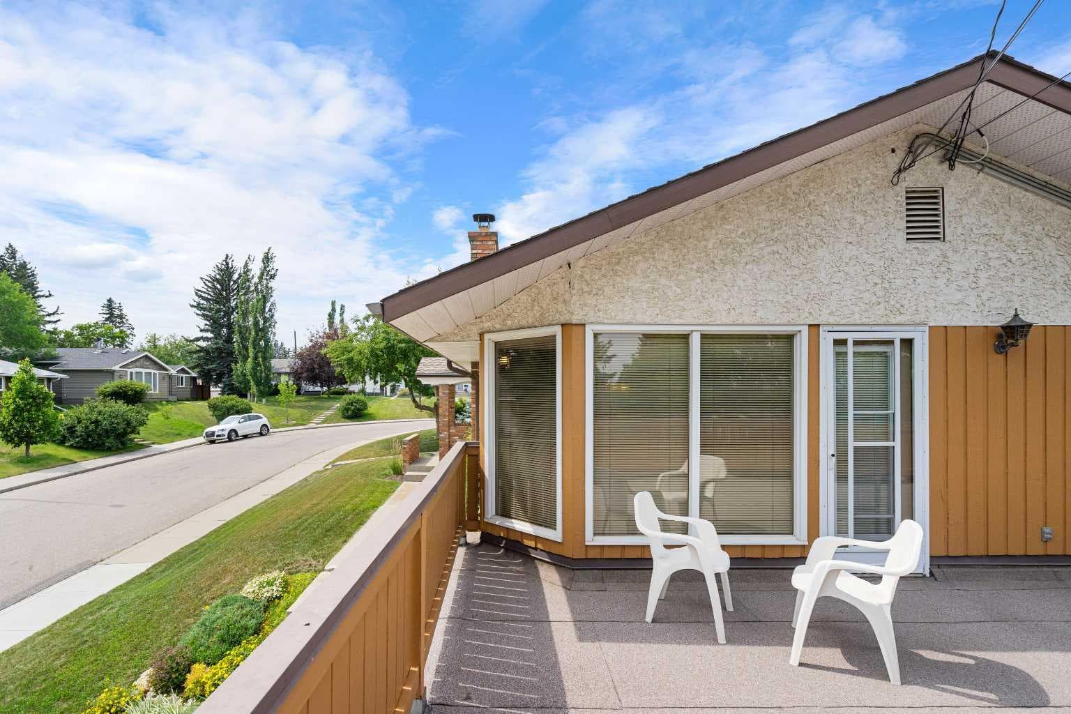 40 Thornlee Crescent NW