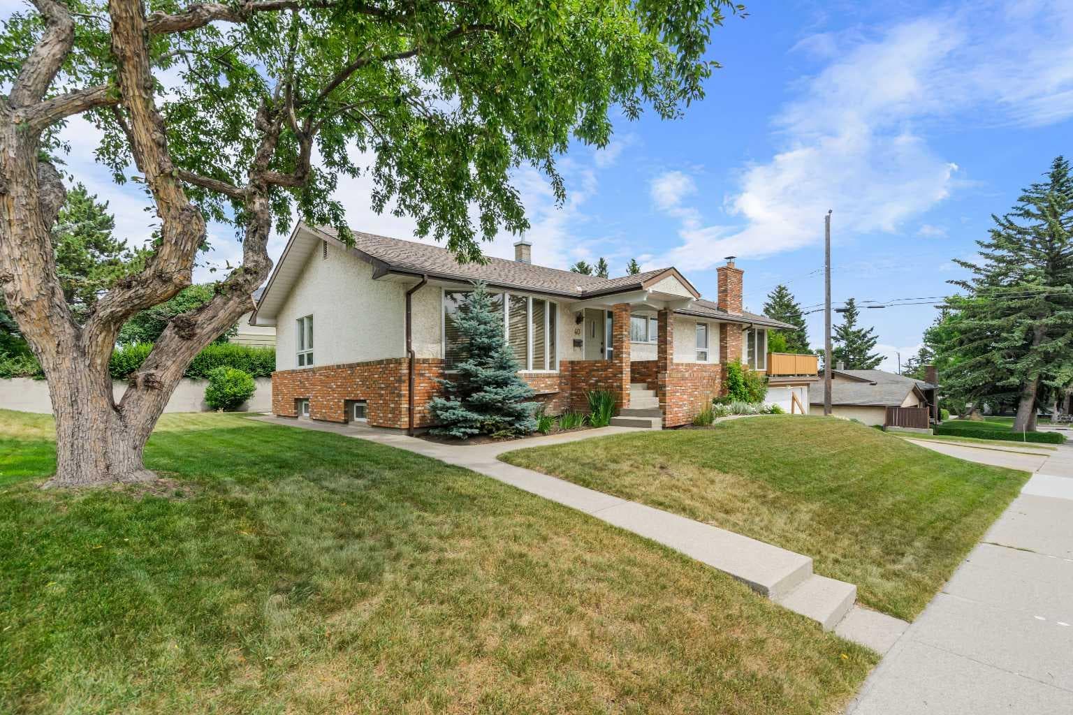 40 Thornlee Crescent NW