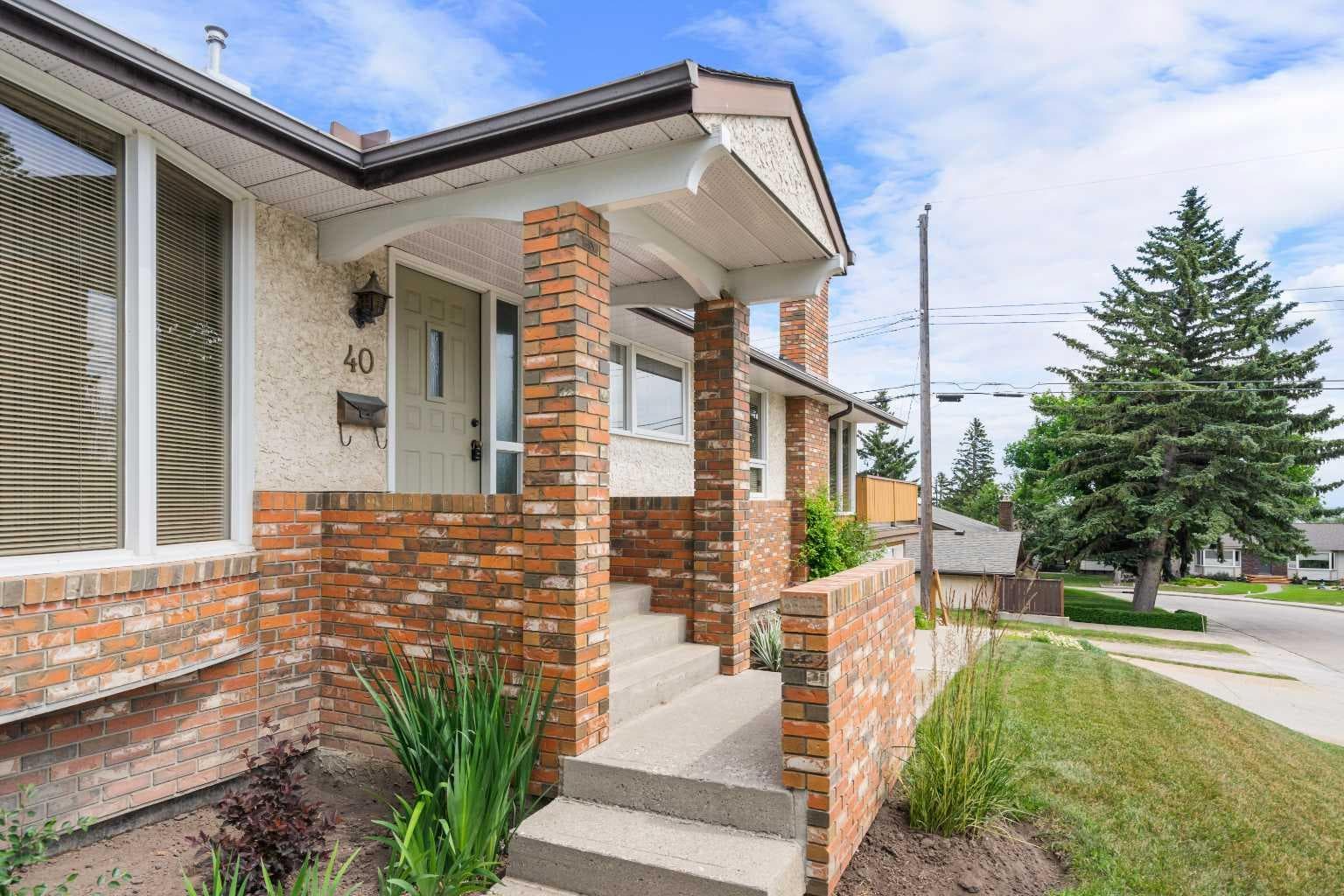 40 Thornlee Crescent NW