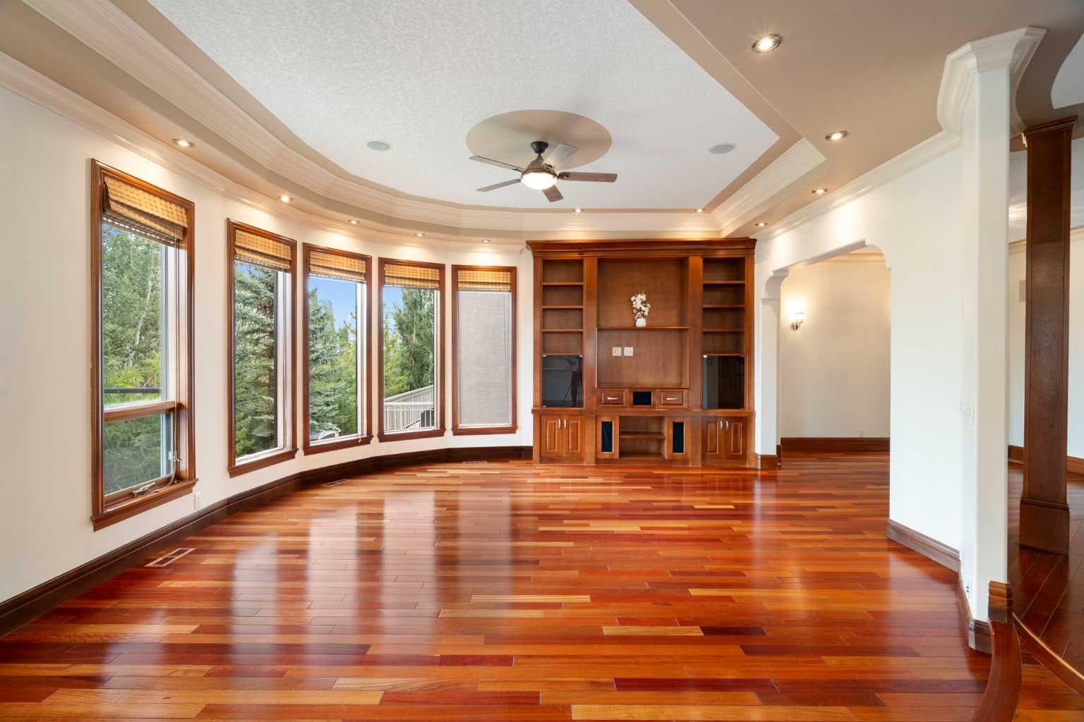 8 Coulee Park SW
