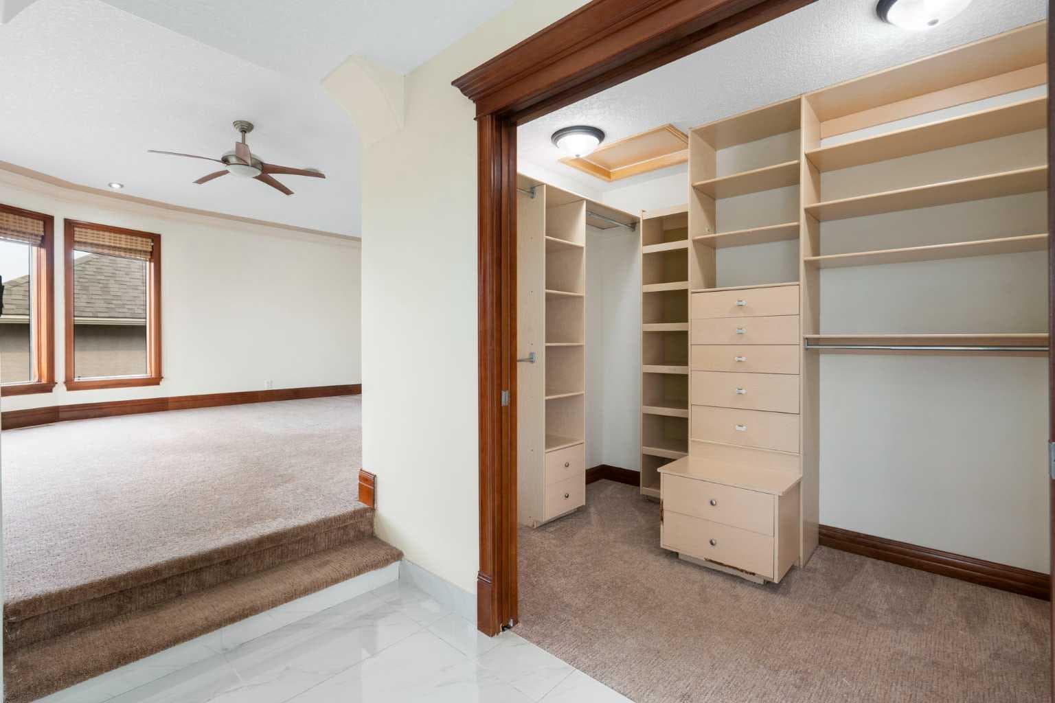 8 Coulee Park SW