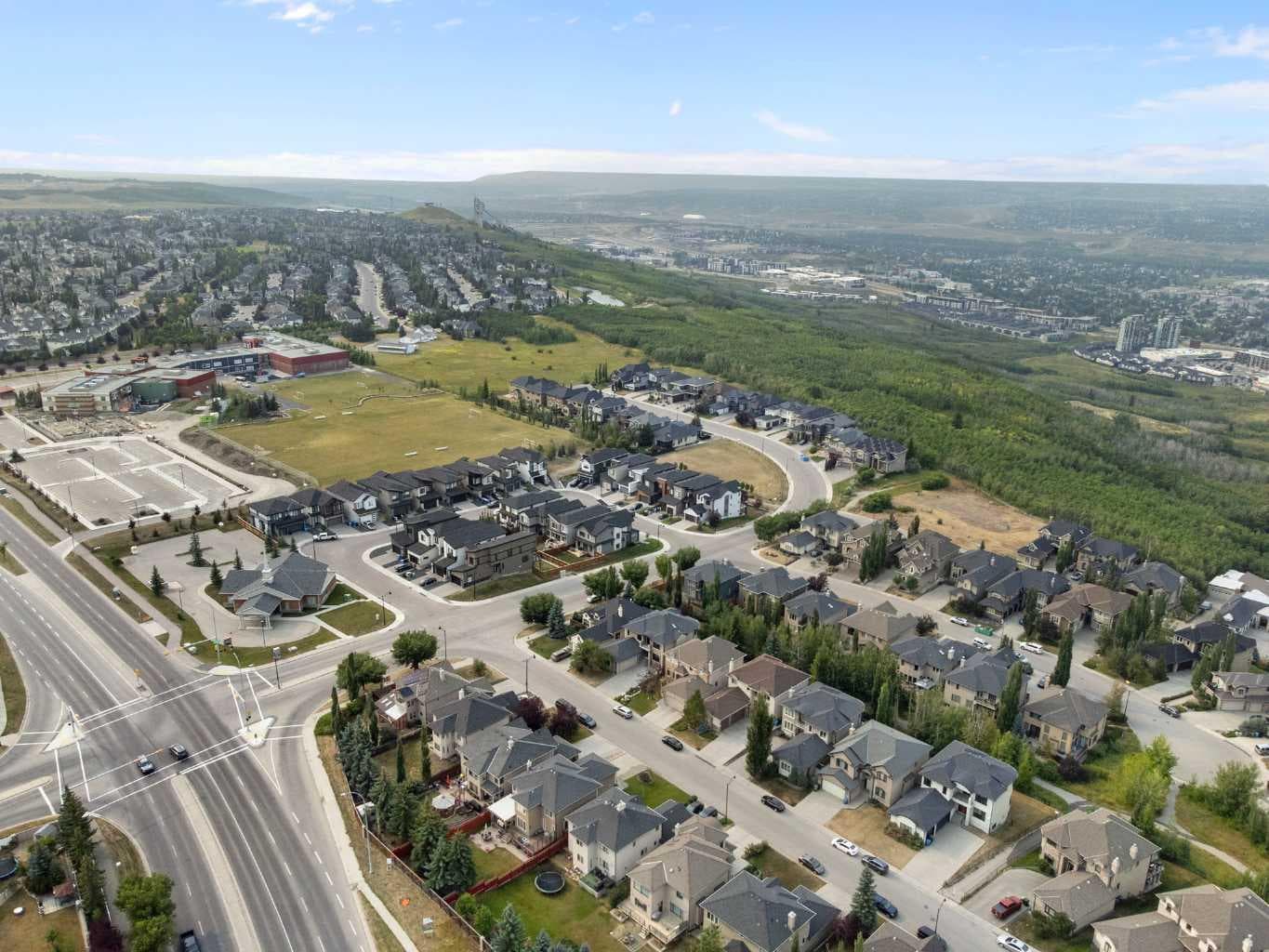8 Coulee Park SW