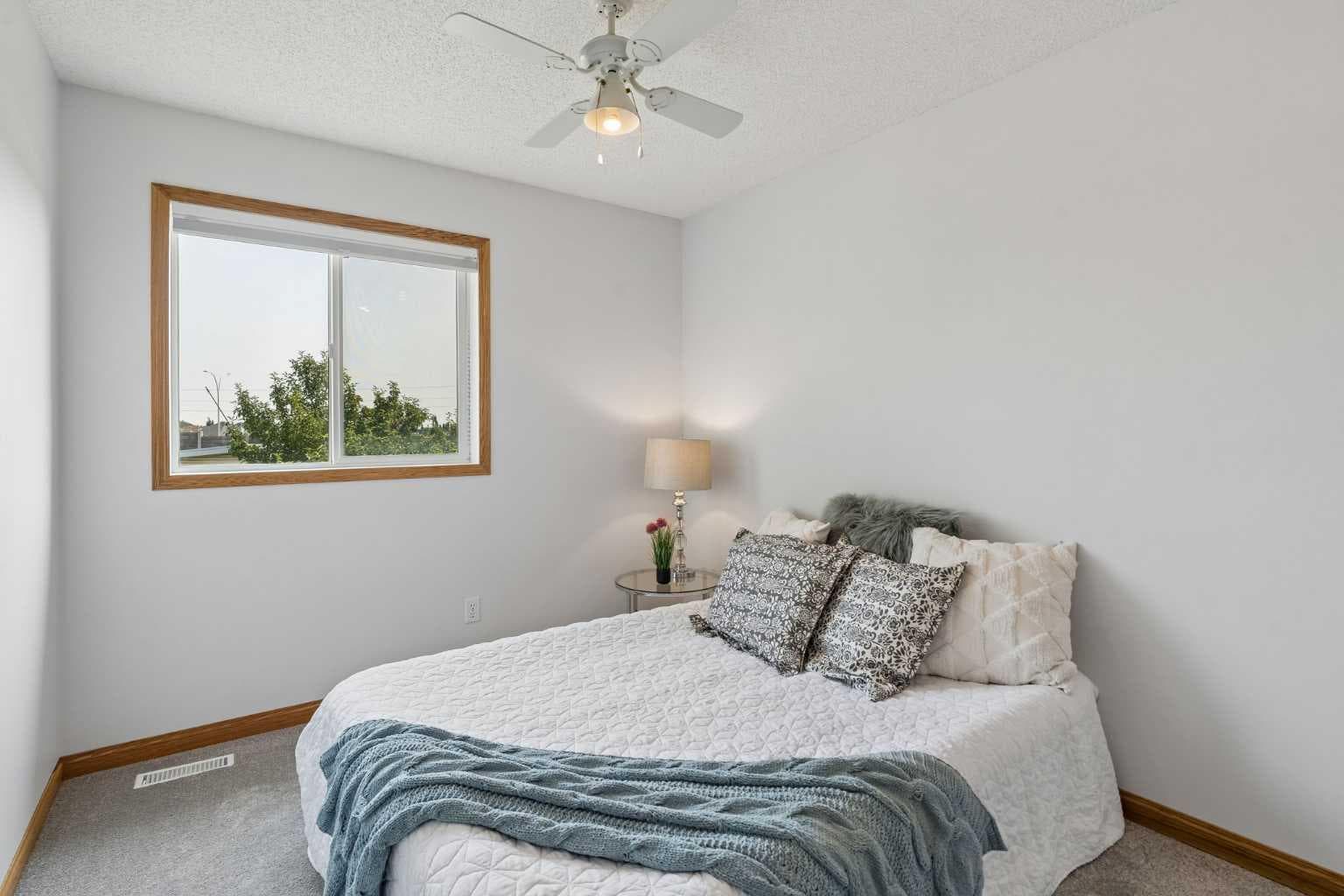 246 Mt Lorette Place SE