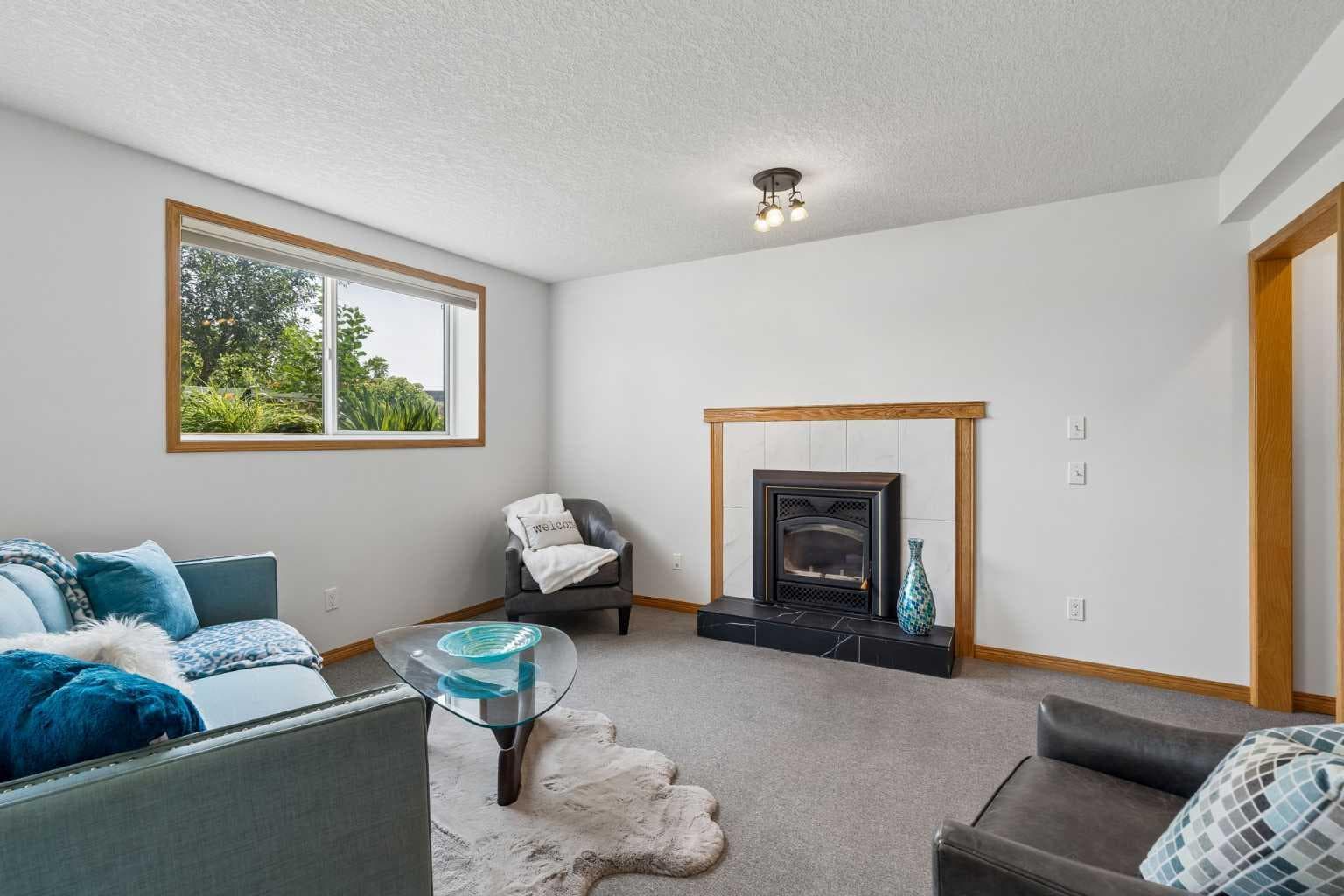 246 Mt Lorette Place SE