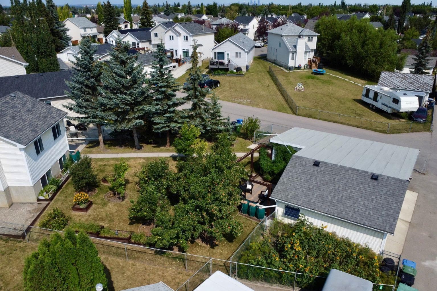 246 Mt Lorette Place SE