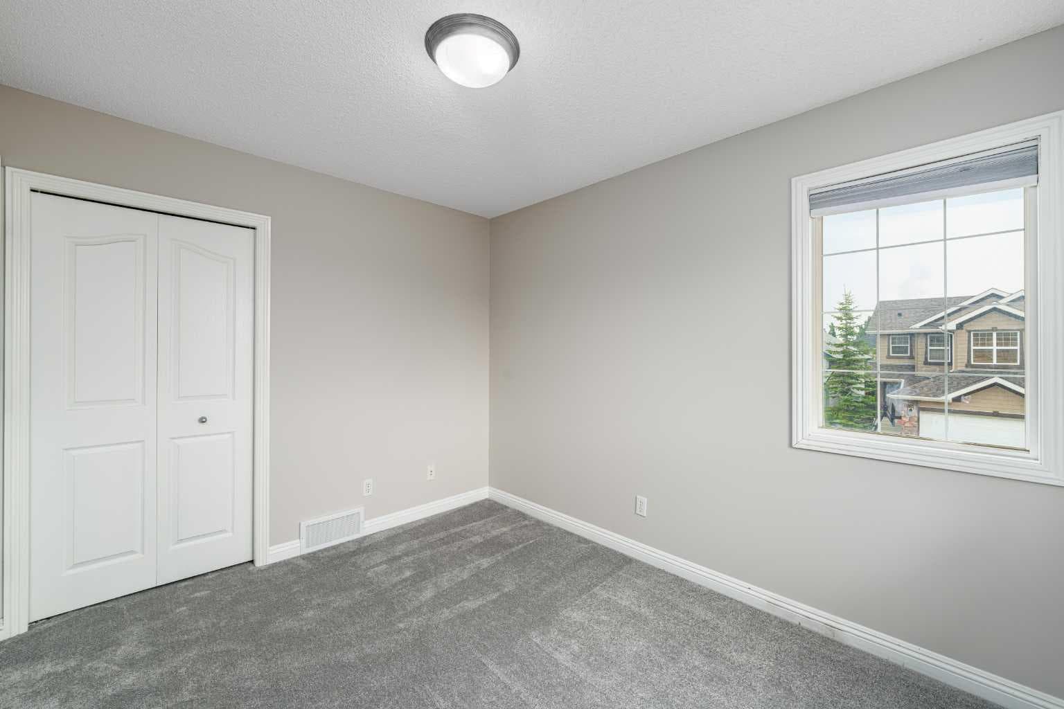 243 Covehaven Terrace NE