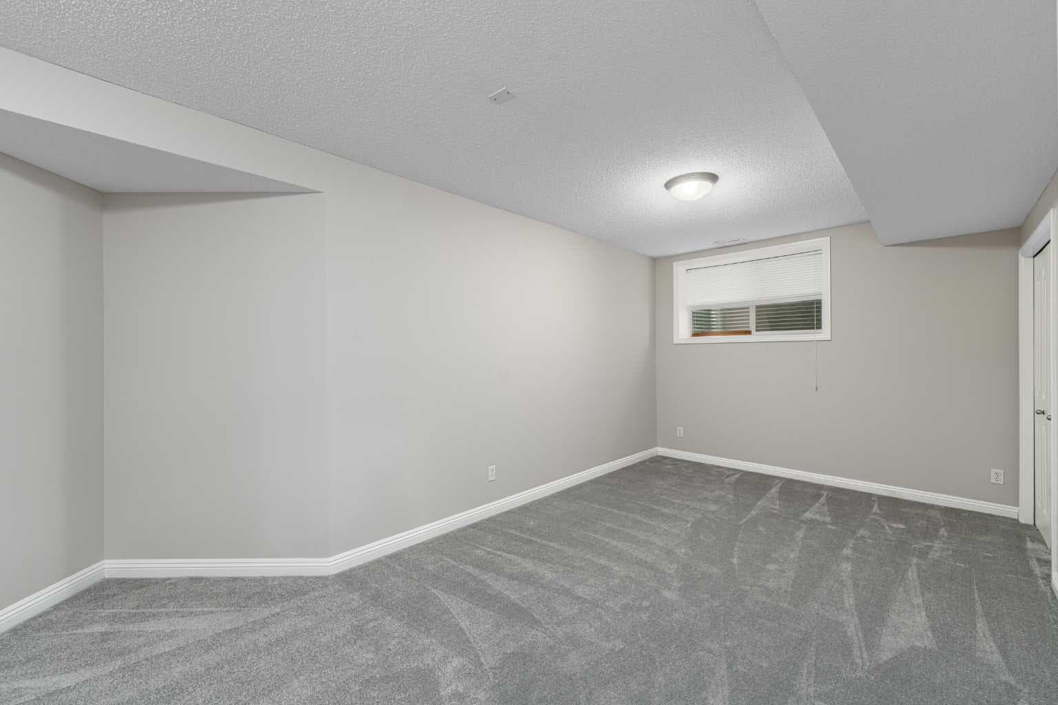 243 Covehaven Terrace NE