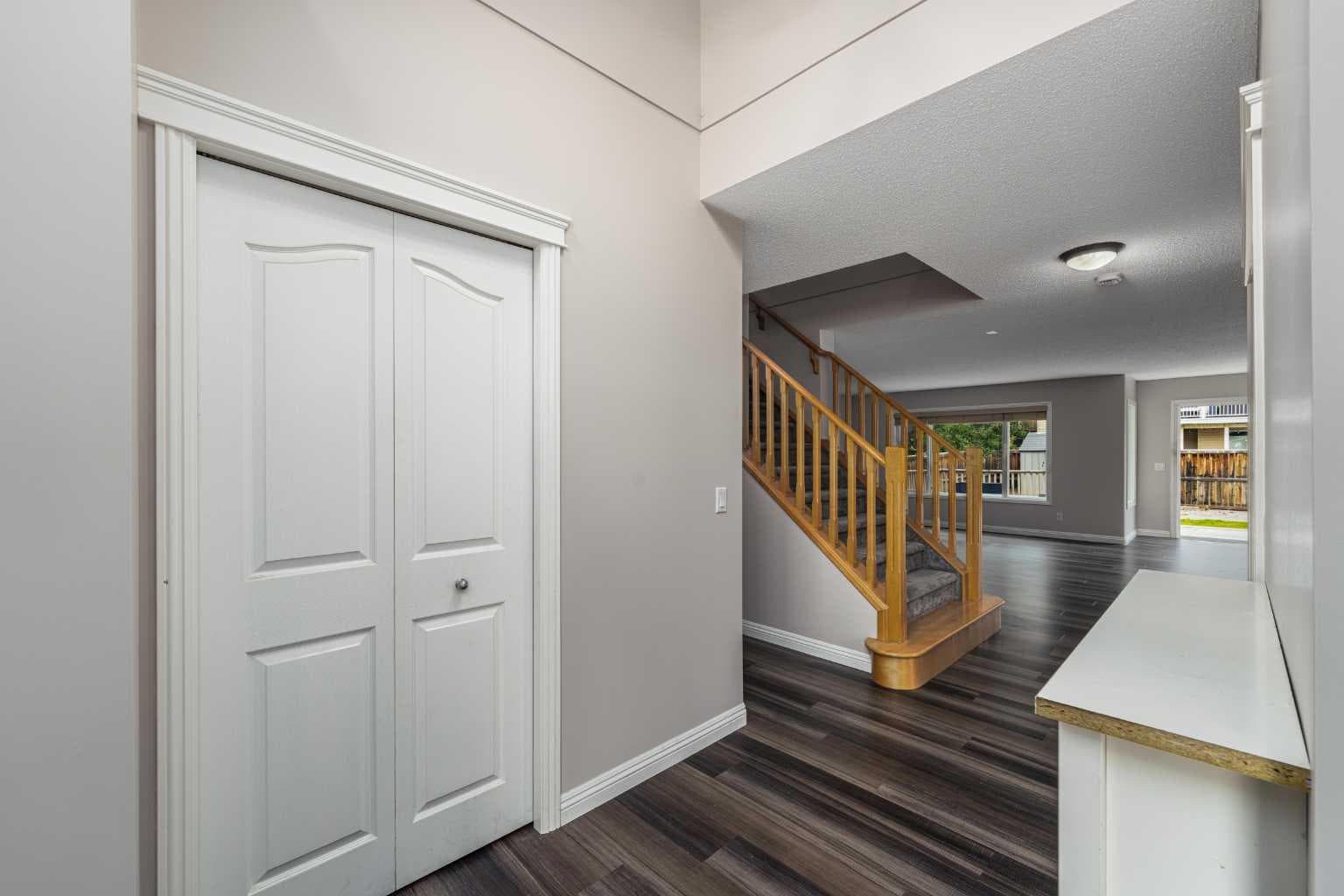 243 Covehaven Terrace NE
